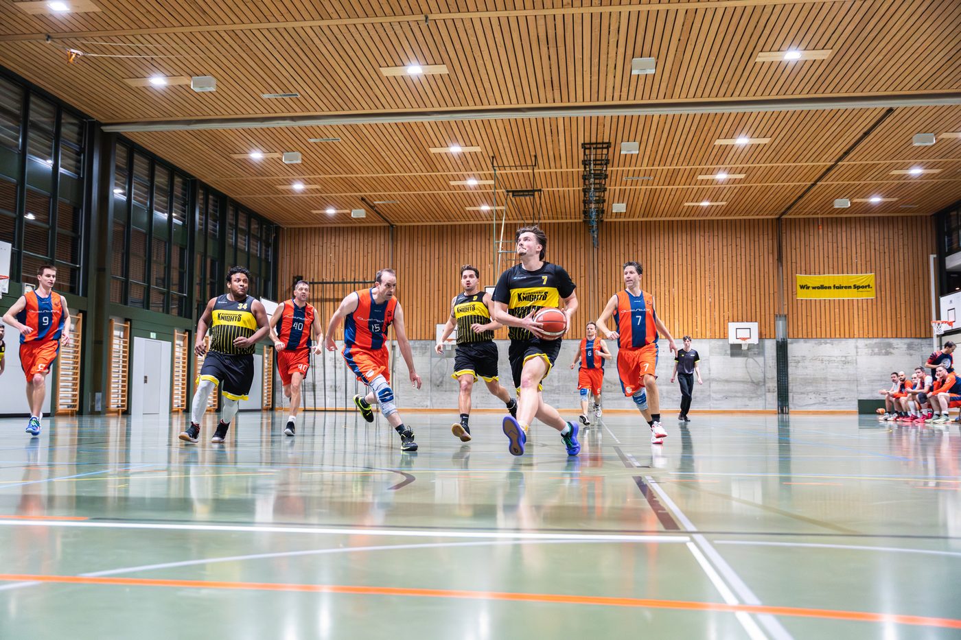 Spielszene Burgdorf Knights gegen Oldstars Thun