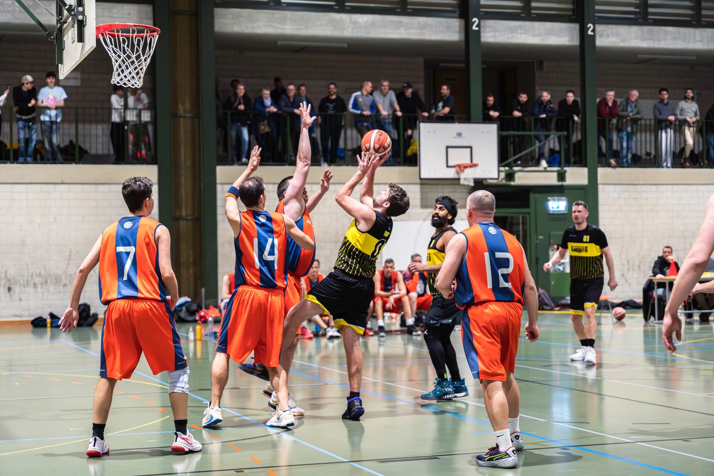 Spielszene in der Turnhalle Lindenfeld