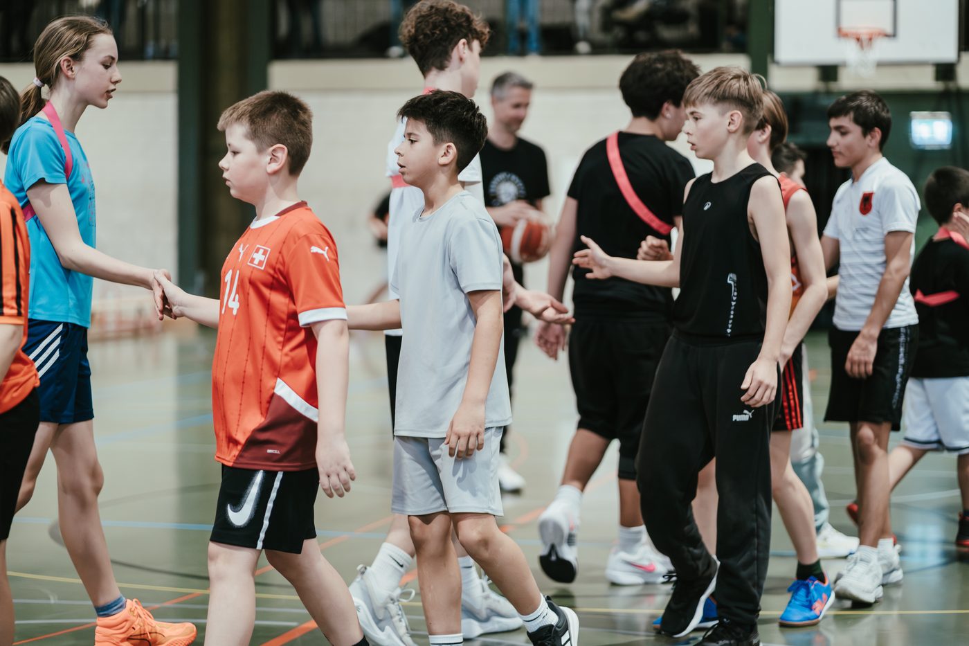 Nachwuchsspieler der Burgdorf Knights beim Training